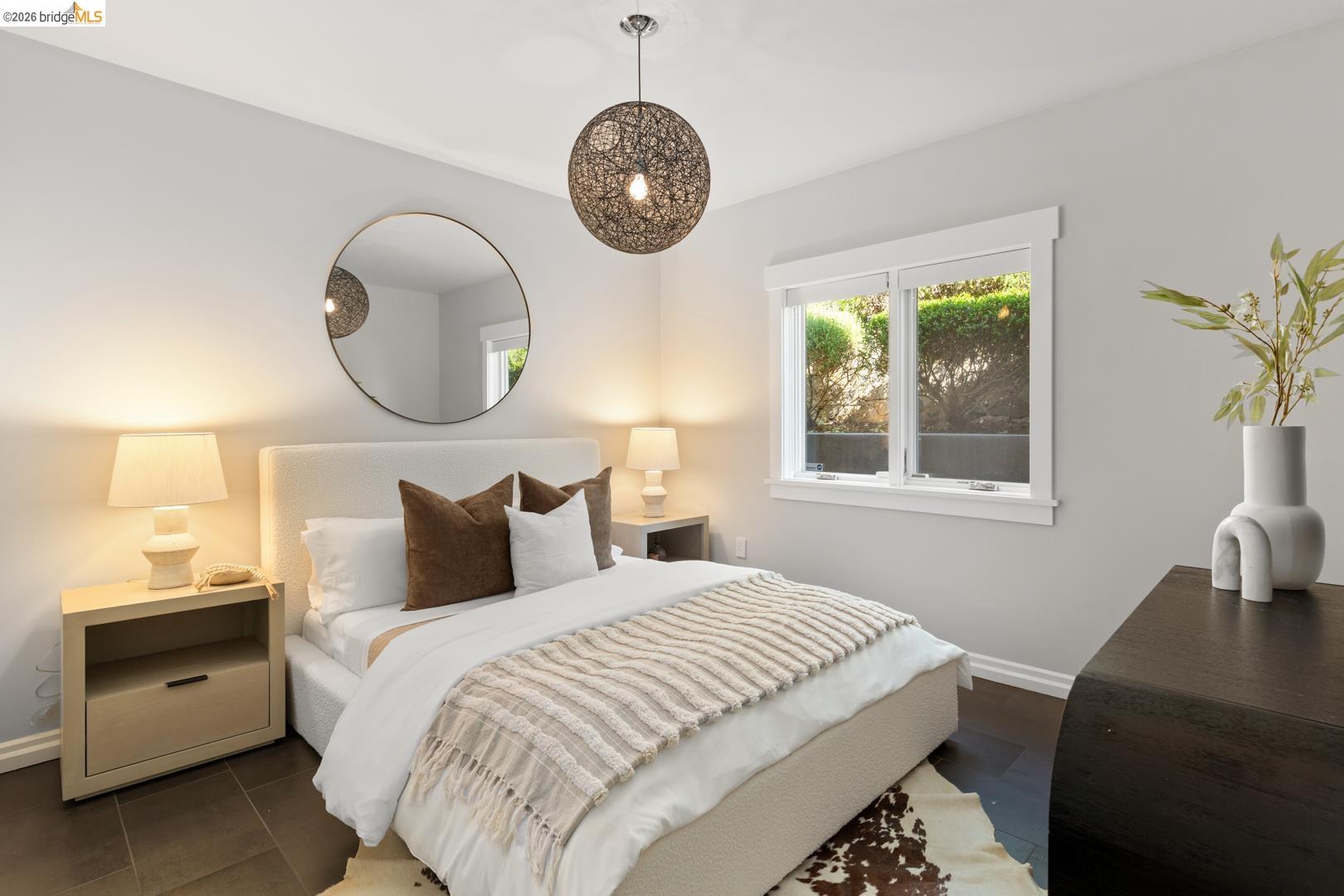 1119 Miller Avenue Berkeley, CA 94708 - Photo 25 of 33 a bedroom with bed and a window