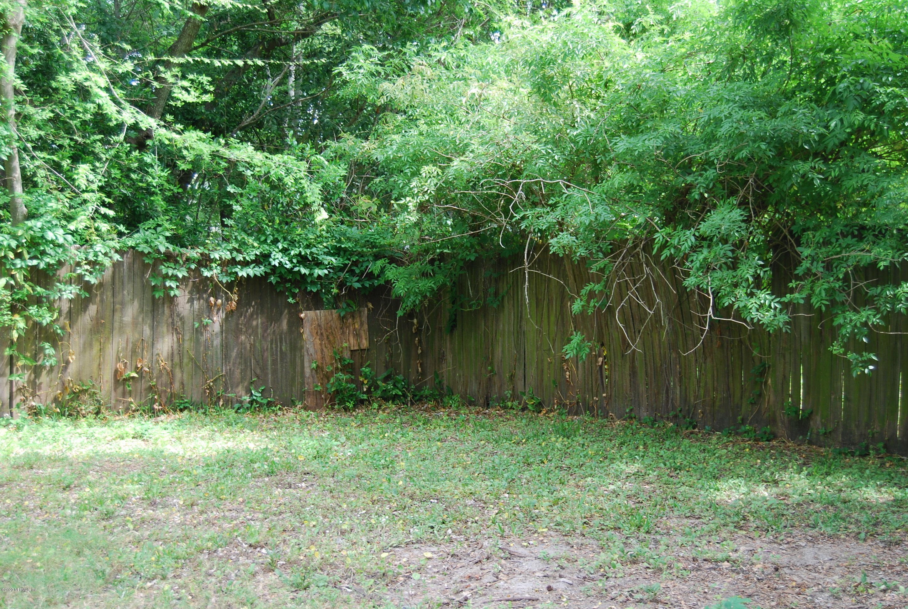 4533 Sunderland Road Jacksonville, FL 32210 - Photo 14 of 16 Back Yard