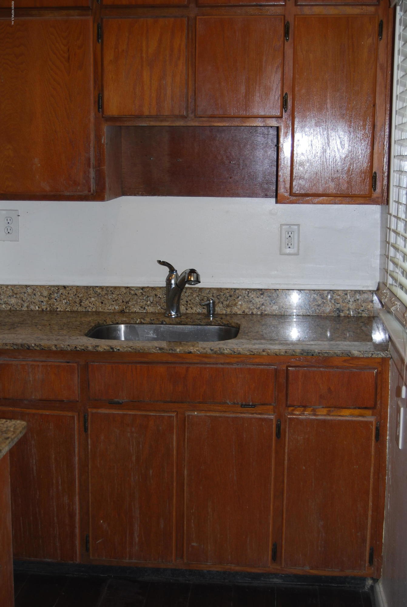 4533 Sunderland Road Jacksonville, FL 32210 - Photo 5 of 16 Kitchen