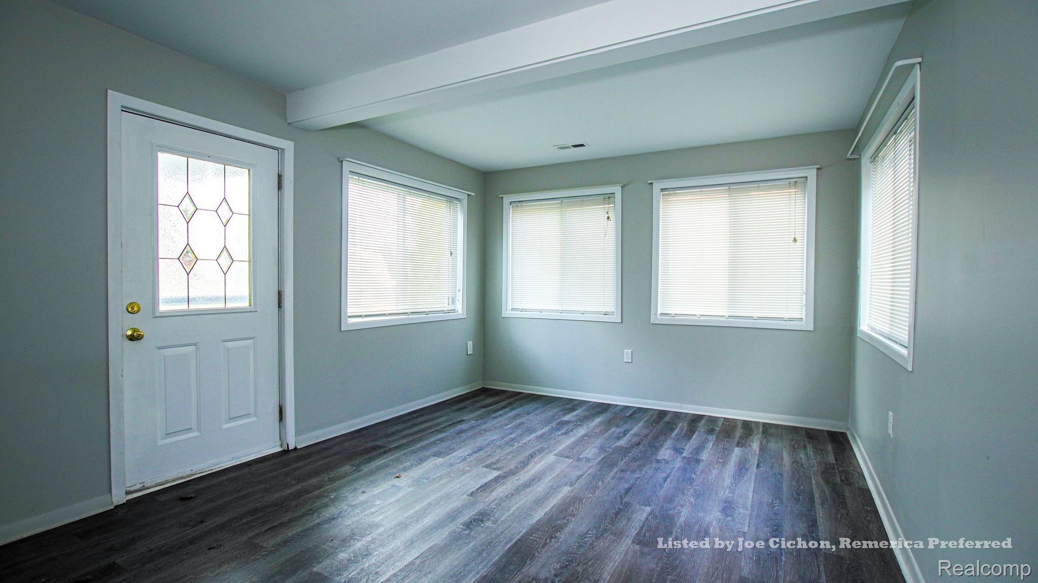 1784 Byron Road Howell, MI 48855 - Photo 25 of 26 23.jpg