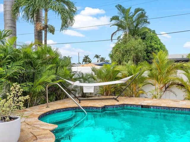 $8,000 | 1407 Coolidge Street, Hollywood, FL 33020