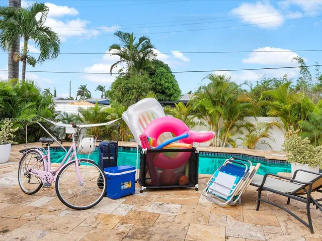 $8,000 | 1407 Coolidge Street, Hollywood, FL 33020