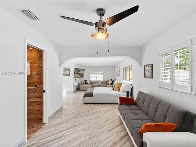 $8,000 | 1407 Coolidge Street, Hollywood, FL 33020