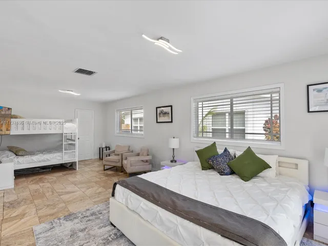 $8,000 | 1407 Coolidge Street, Hollywood, FL 33020