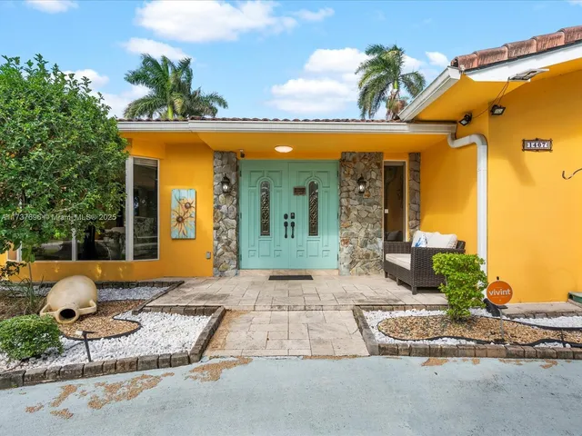 $8,000 | 1407 Coolidge Street, Hollywood, FL 33020