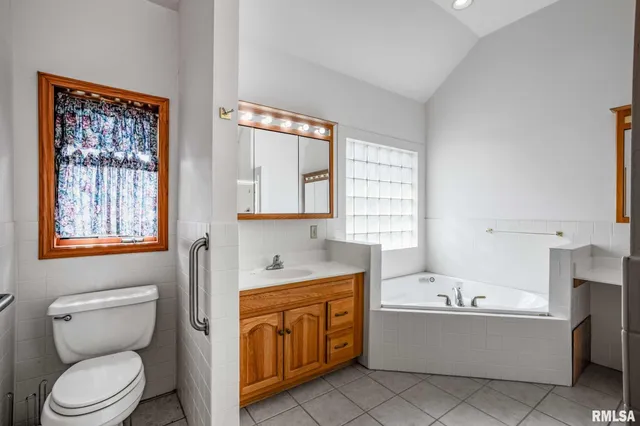 $750,000 | 1385 Christian Chapel Road, Anna, IL 62906