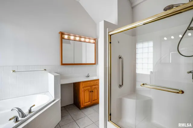 $750,000 | 1385 Christian Chapel Road, Anna, IL 62906