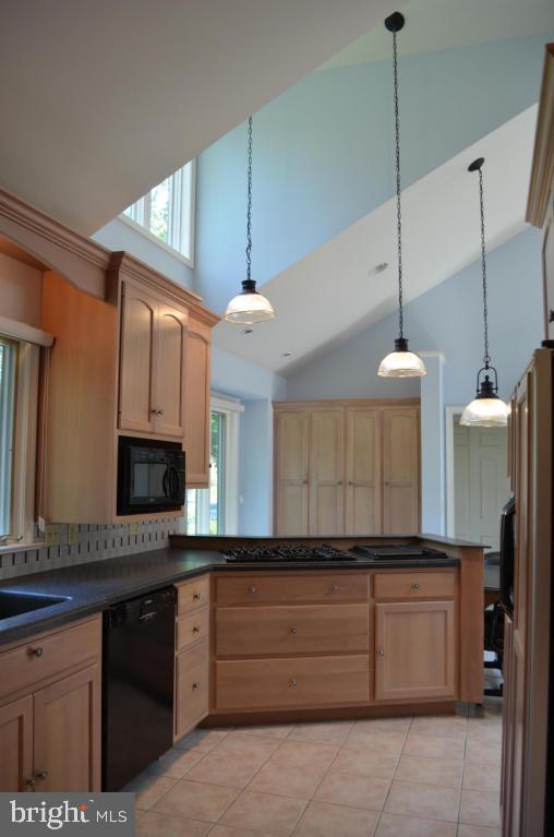1322 Valley Road Lancaster, PA 17603 - Photo 16 of 50 Gallery Image 16