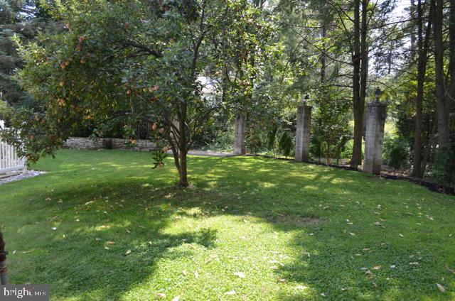 1322 Valley Road Lancaster, PA 17603 - Photo 48 of 50 Gallery Image 48