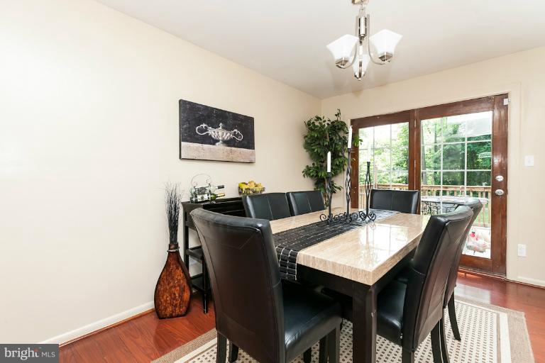 6737 Ransome Drive Baltimore, MD 21207 - Photo 17 of 29 Dining Room