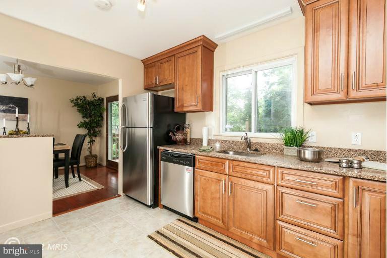 6737 Ransome Drive Baltimore, MD 21207 - Photo 6 of 29 Kitchen