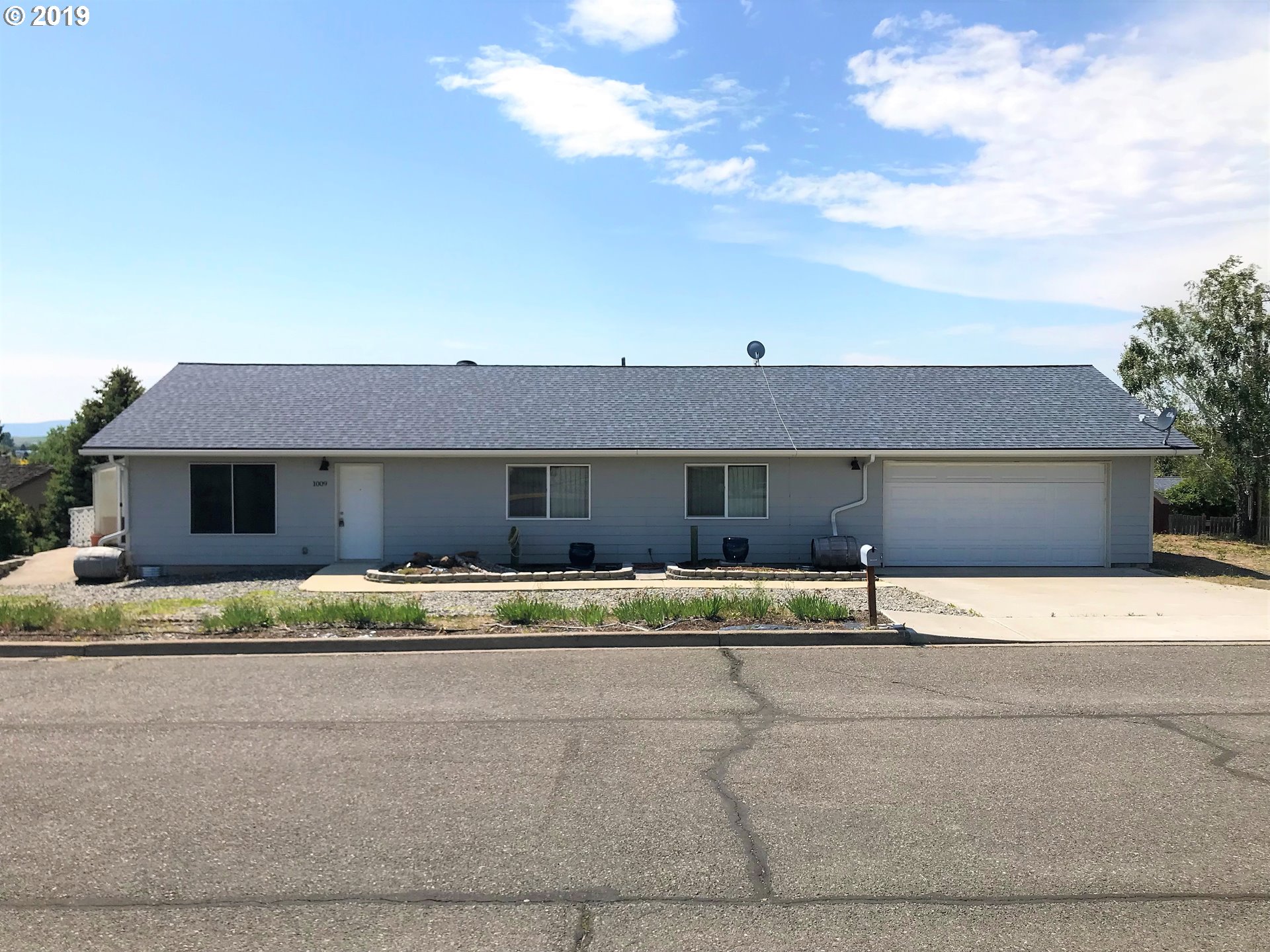 1009 Roe Drive Goldendale, WA 98620 - Photo 1 of 17 Gallery Image 1