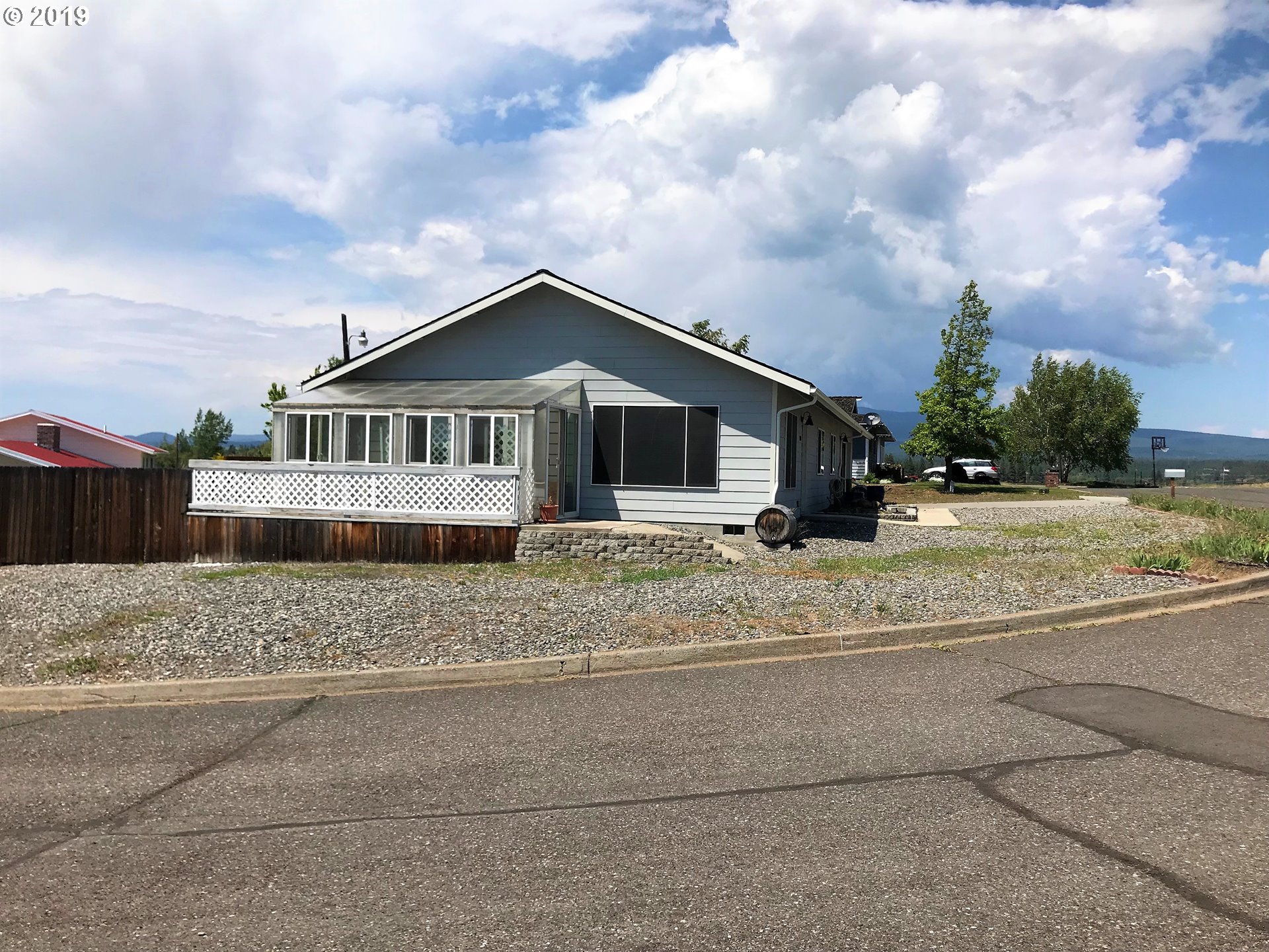 1009 Roe Drive Goldendale, WA 98620 - Photo 2 of 17 Gallery Image 2
