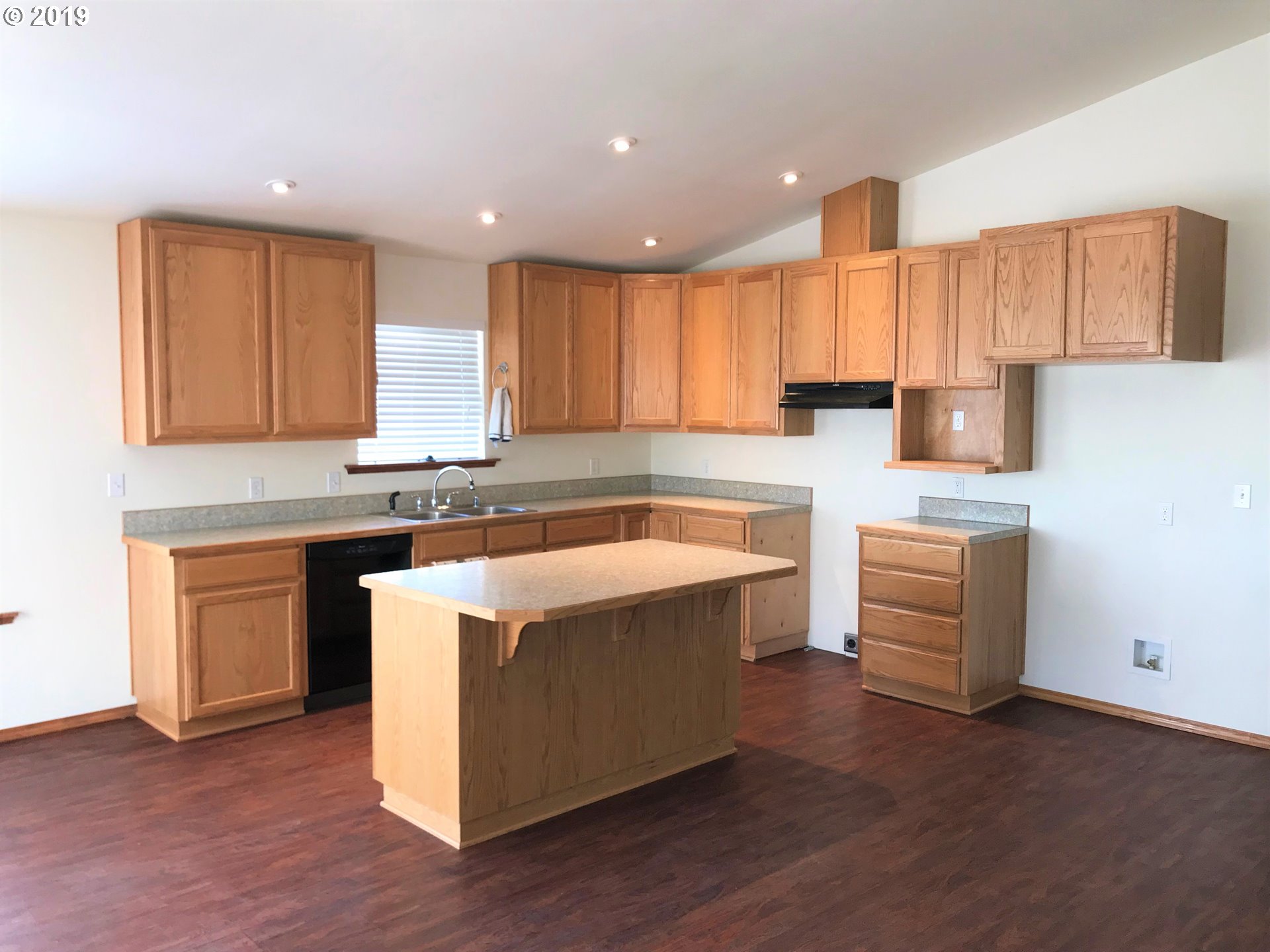 1009 Roe Drive Goldendale, WA 98620 - Photo 5 of 17 Gallery Image 5