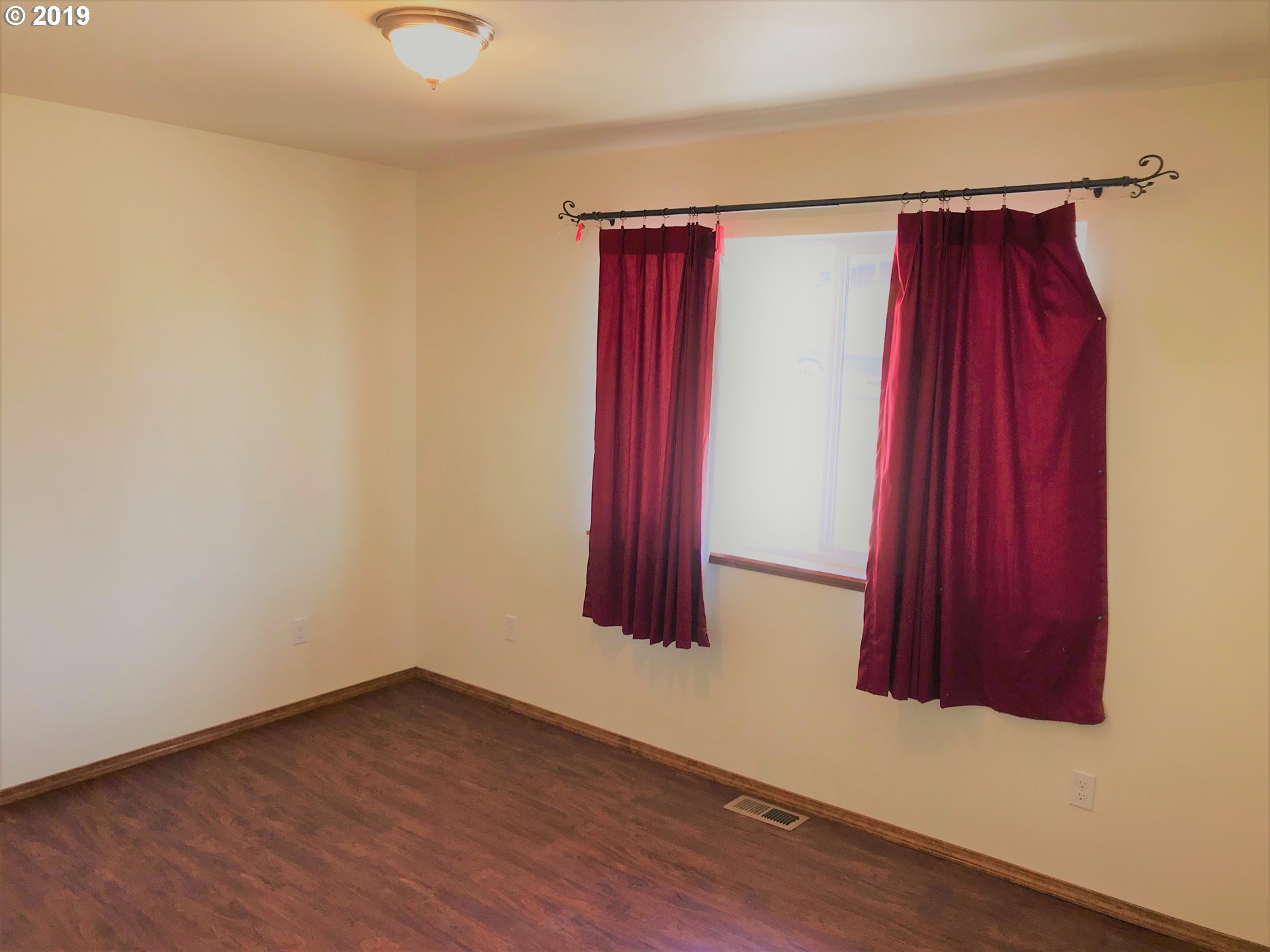 1009 Roe Drive Goldendale, WA 98620 - Photo 10 of 17 Gallery Image 10