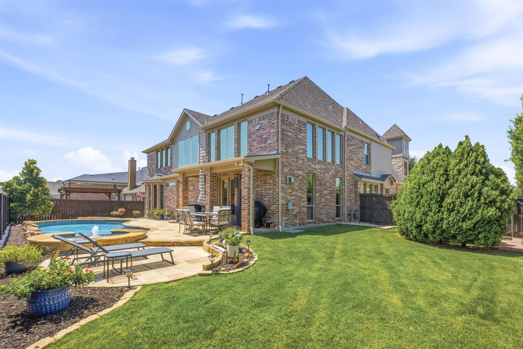 182 Springbrook Drive Prosper, TX 75078 - Photo 2 of 40