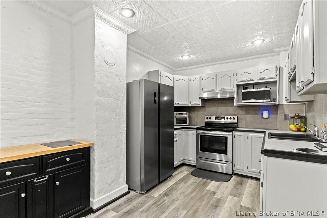 605 Walnut Street Madison, IN 47250 - Photo 5 of 33