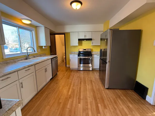 $244,900 | 1812 South 10th Street, Sheboygan, WI 53081