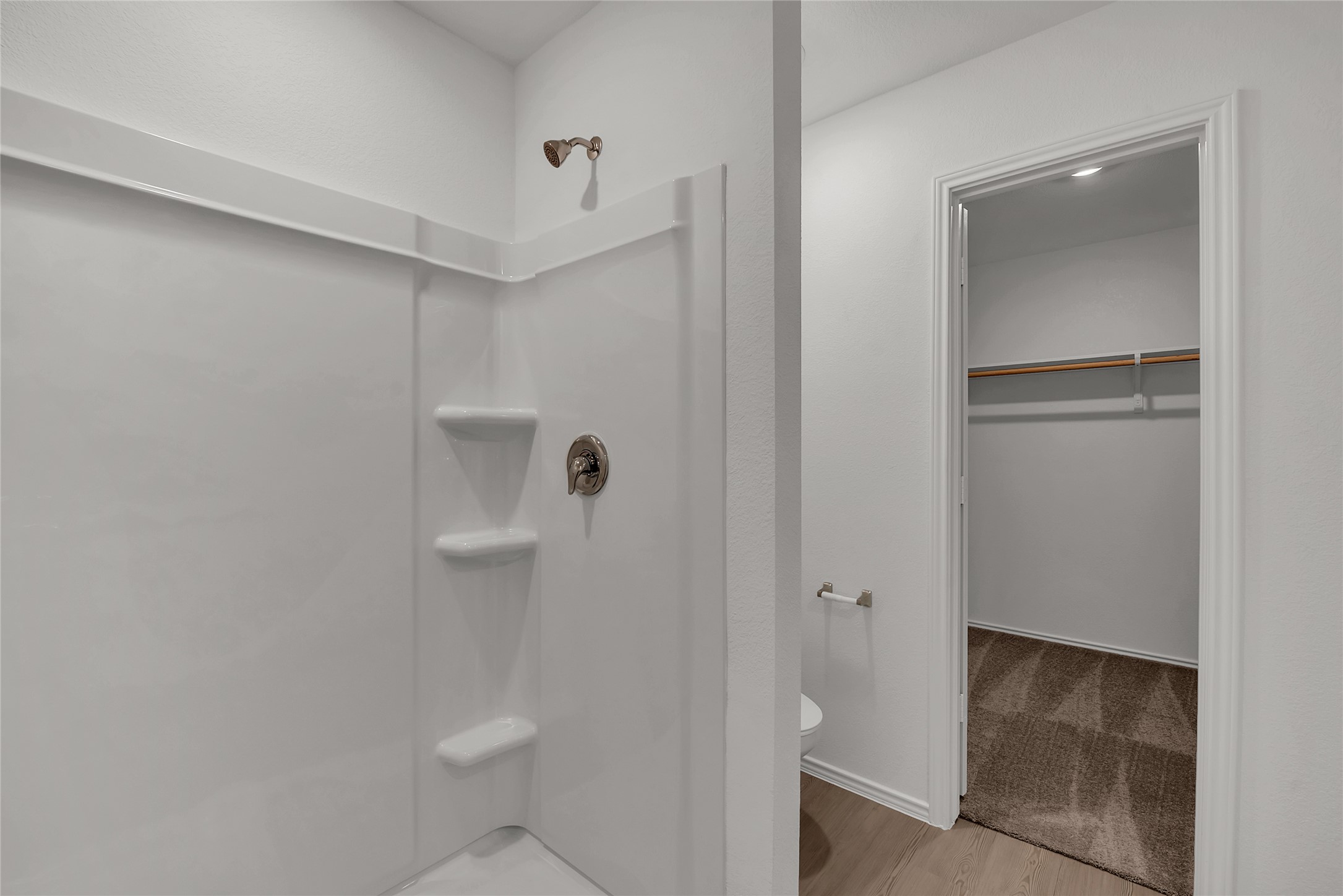 2528 Willkomen Way Manor, TX 78653 - Photo 10 of 21 a bathroom with a shower