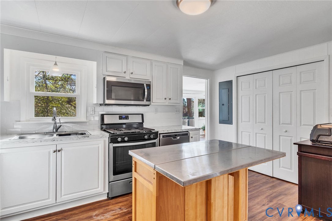 1302 South Glebe Road Montross, VA 22520 - Photo 16 of 54