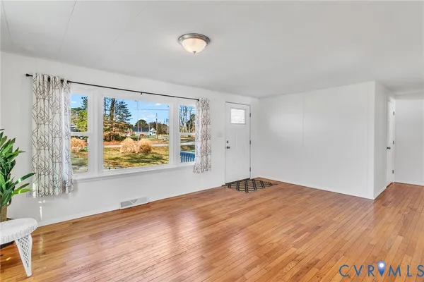 $362,000 | 1302 South Glebe Road, Montross, VA 22520