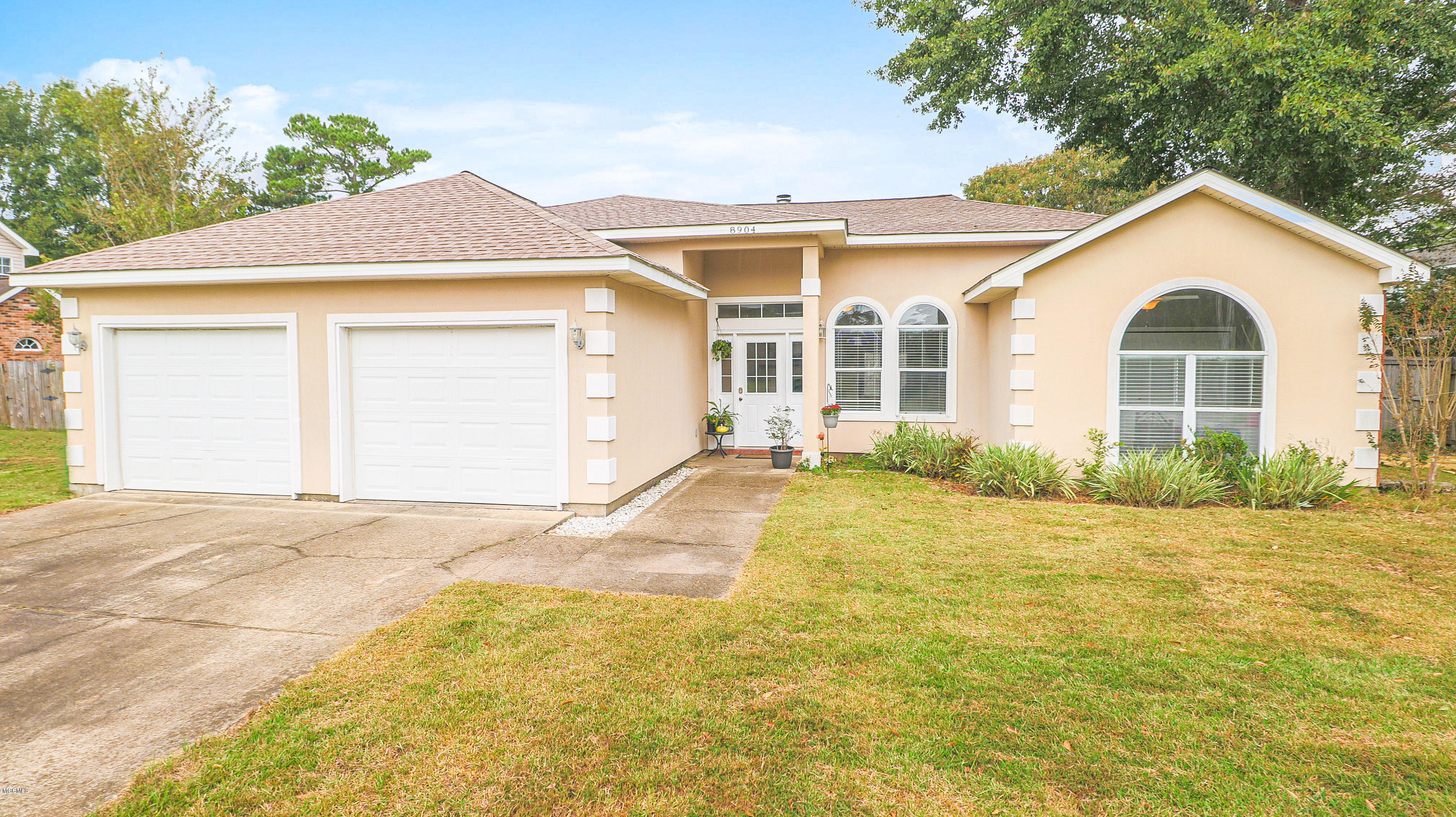 8904 Spring Avenue Ocean Springs, MS 39564 - Photo 1 of 28 IMG_8607
