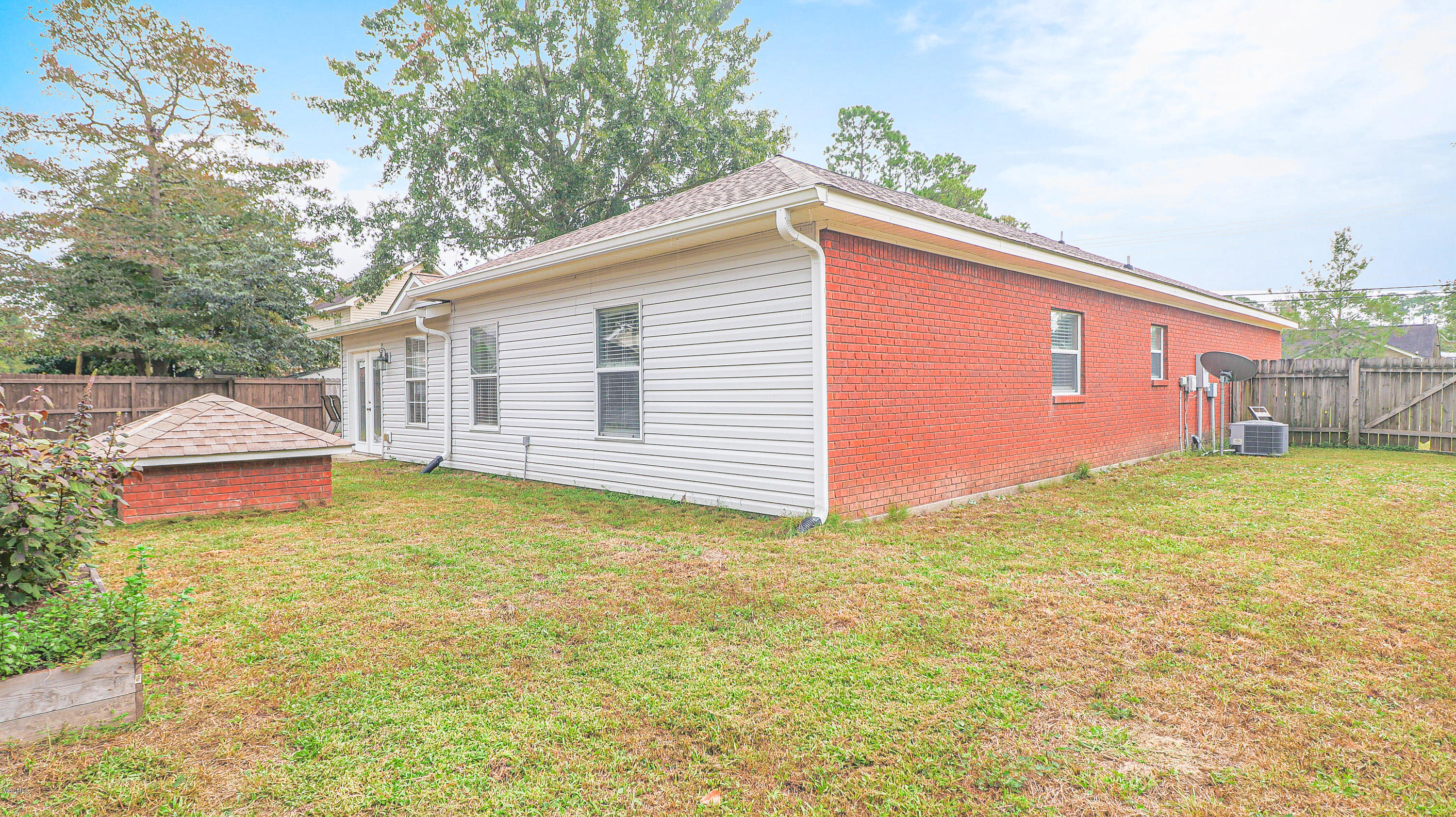 8904 Spring Avenue Ocean Springs, MS 39564 - Photo 28 of 28 IMG_8611