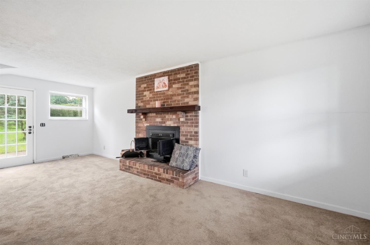 4357 Hubble Road Cincinnati, OH 45247 - Photo 12 of 40 Gallery Image 12