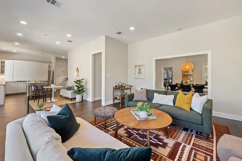 $1,595,000 | 2907 Creeks Edge Parkway, Austin, TX 78733