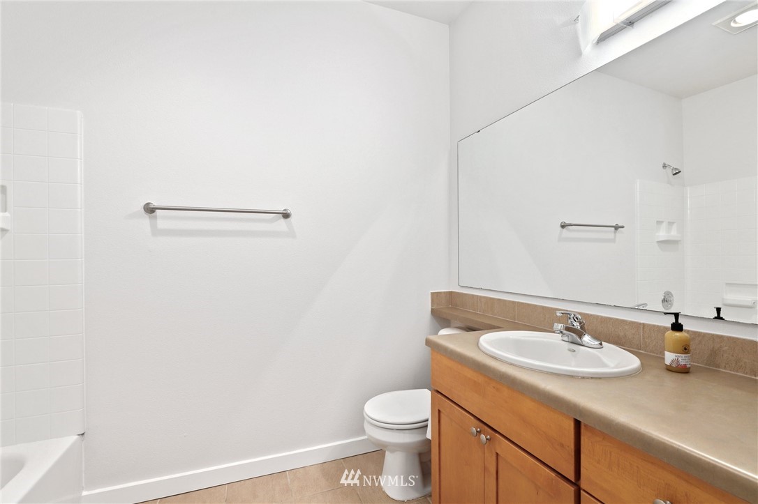 18930 Bothell Everett Highway, Unit V102 Bothell, WA 98012 - Photo 18 of 28