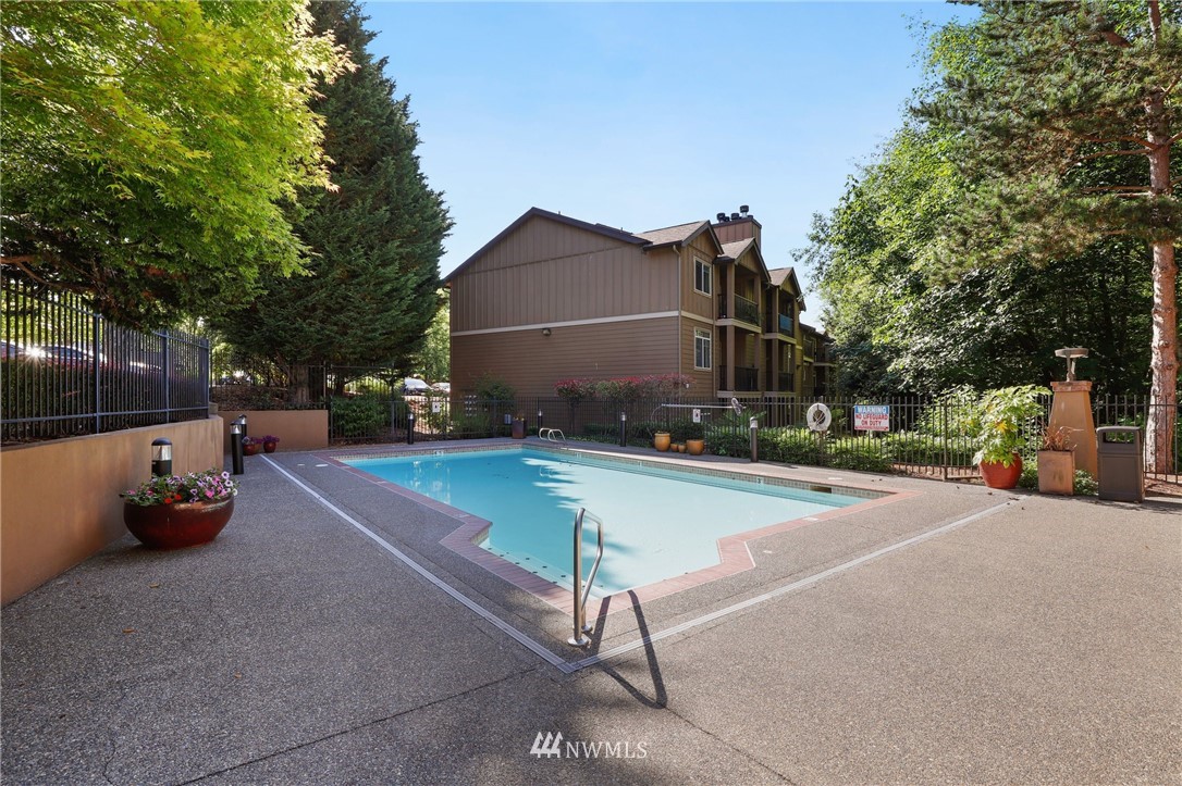 18930 Bothell Everett Highway, Unit V102 Bothell, WA 98012 - Photo 27 of 28