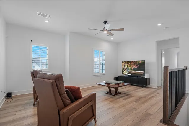 $999,999 | 316 Valletta Way, Georgetown, TX 78628