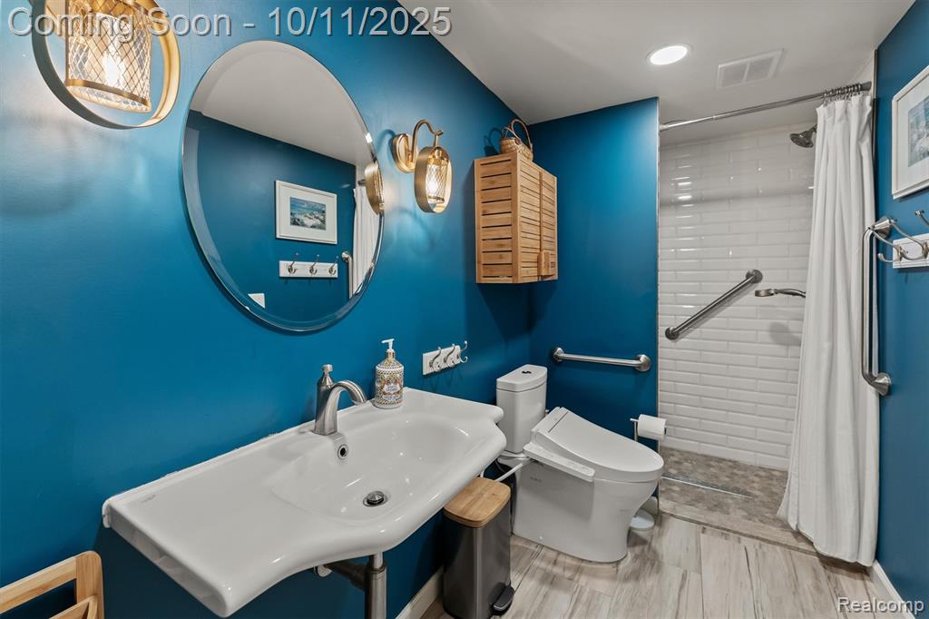 29660 Middlebelt Road, Unit 1102 Farmington Hills, MI 48334 - Photo 11 of 23 Gallery Image 11