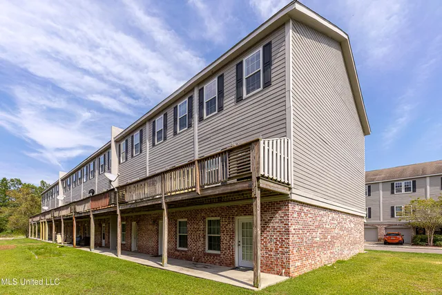 $2,500 | 611 Peach Street, Unit 611, D'Iberville, MS 39540