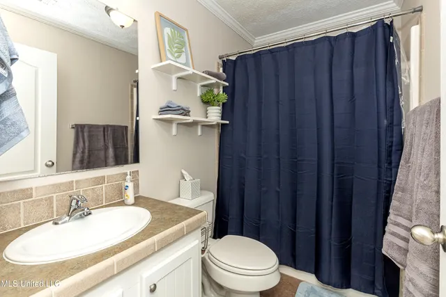 $2,500 | 611 Peach Street, Unit 611, D'Iberville, MS 39540