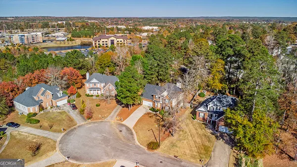 $2,400 | 643 Millrun Court, Macon, GA 31210