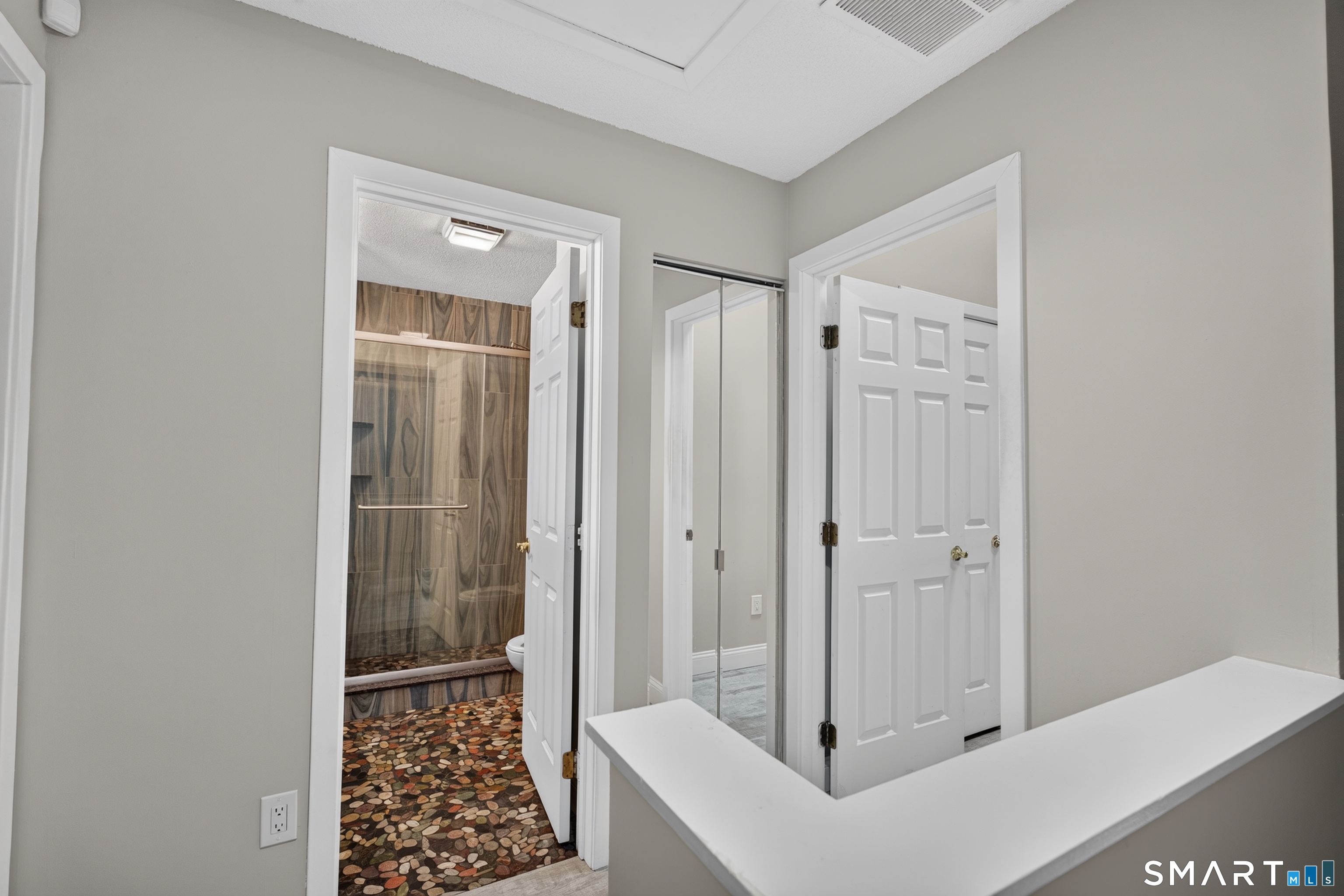 827 Oronoke Road, Unit 95 Waterbury, CT 06708 - Photo 8 of 15