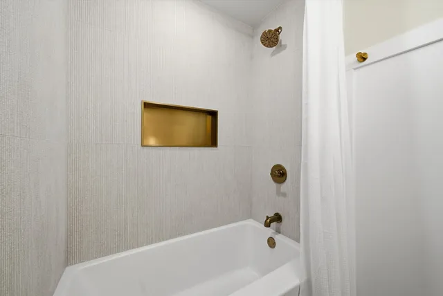 a bathroom with a tub