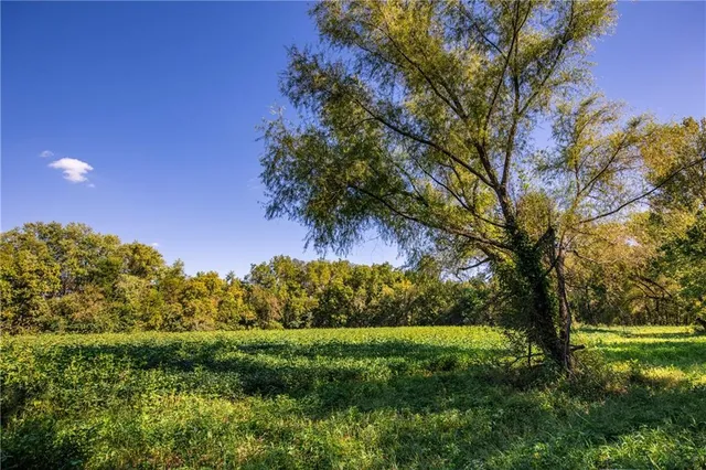 $175,000 | 17375 Queens Road, Lacygne, KS 66040