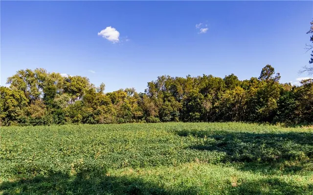 $175,000 | 17375 Queens Road, Lacygne, KS 66040