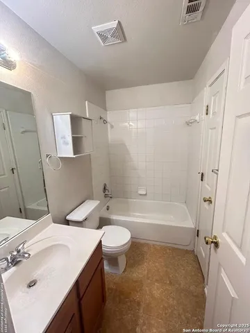 $1,895 | 307 Lucille, Converse, TX 78109