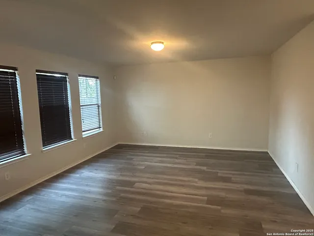 $1,895 | 307 Lucille, Converse, TX 78109