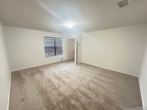 $1,595 | 307 Lucille, Converse, TX 78109