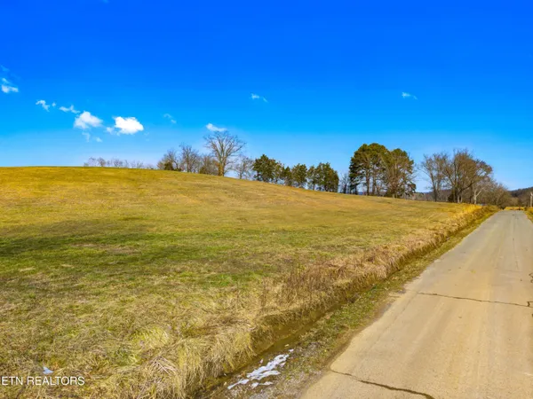 $199,900 | 860 Yellow Springs Road, Midway, TN 37809