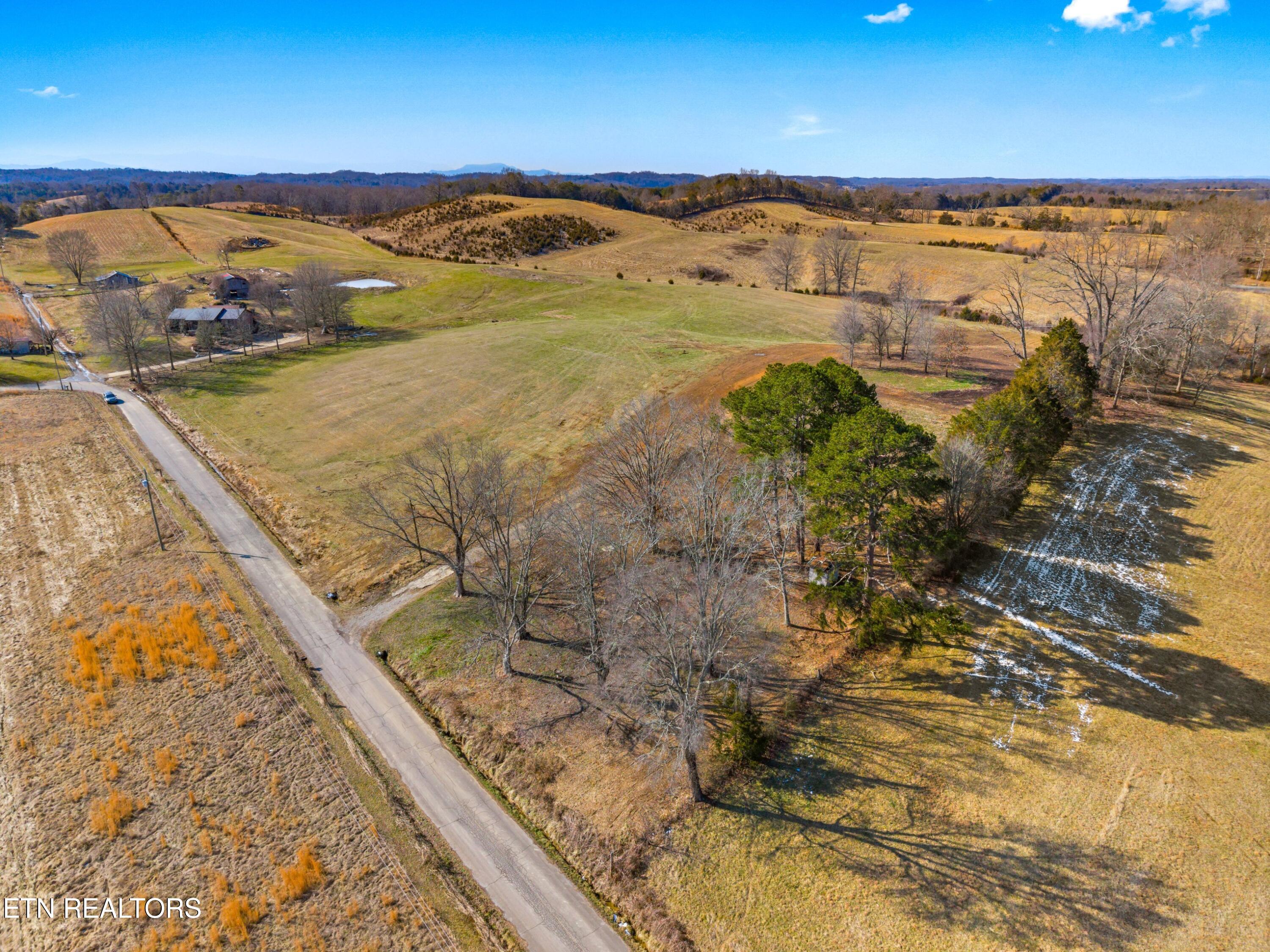860 Yellow Springs Road Midway, TN 37809 - Photo 34 of 42 034-860YellowSpringsRoad-Midway-TN-37809