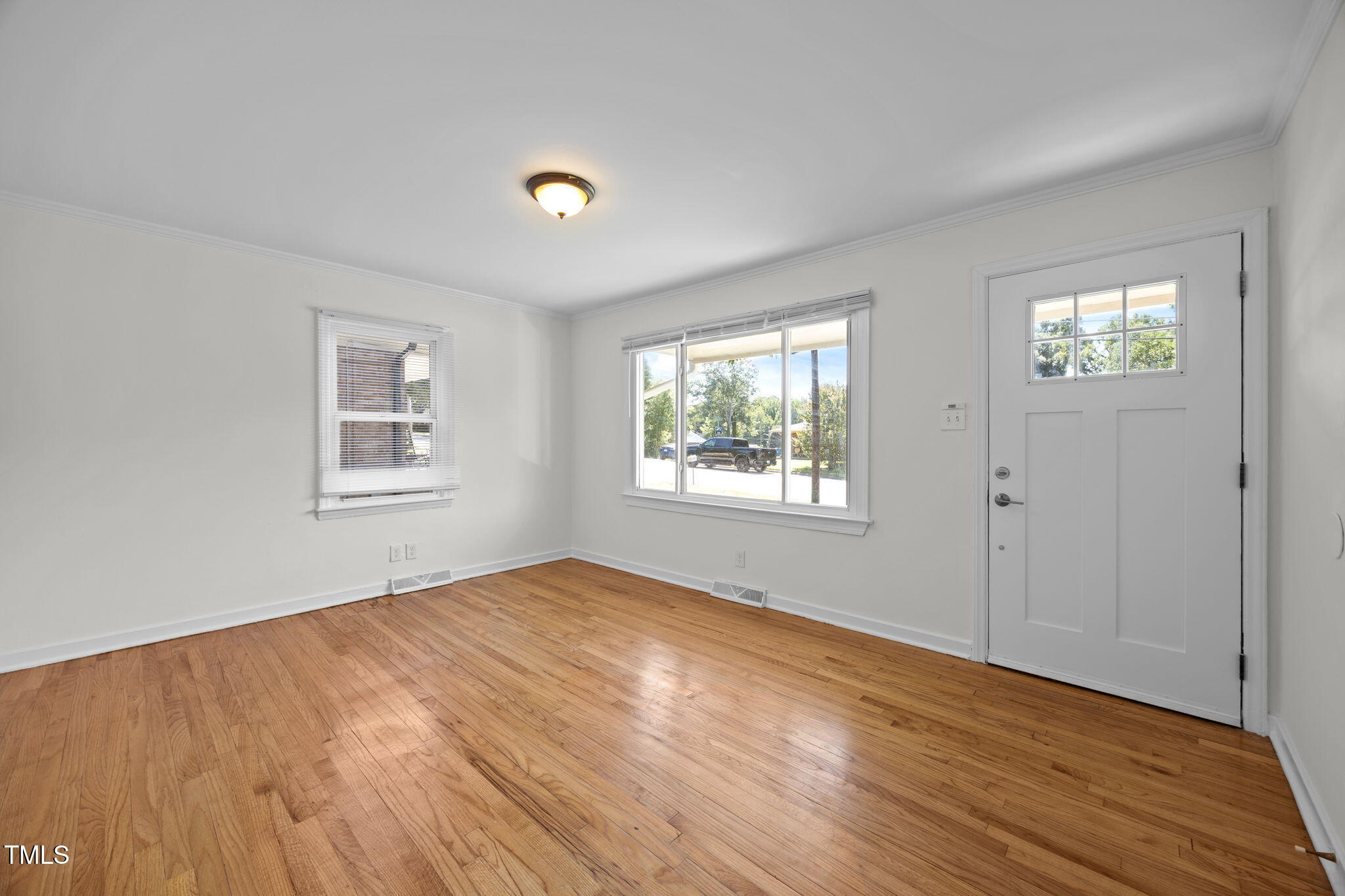 302 Normandy Street Durham, NC 27707 - Photo 4 of 21 Living Room