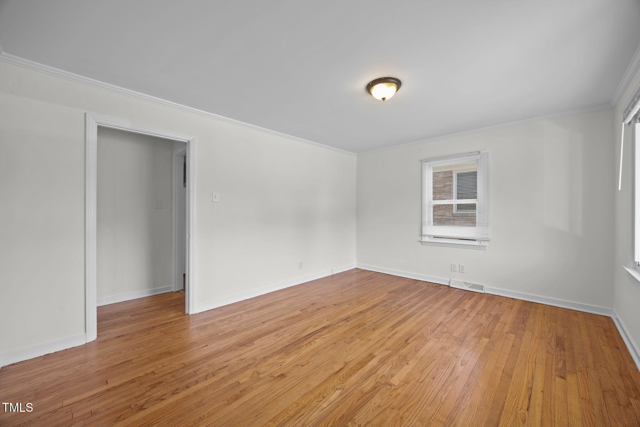 302 Normandy Street Durham, NC 27707 - Photo 6 of 21 Living Room