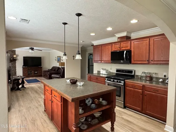 $229,000 | 716 Scr 541a, Forest, MS 39074