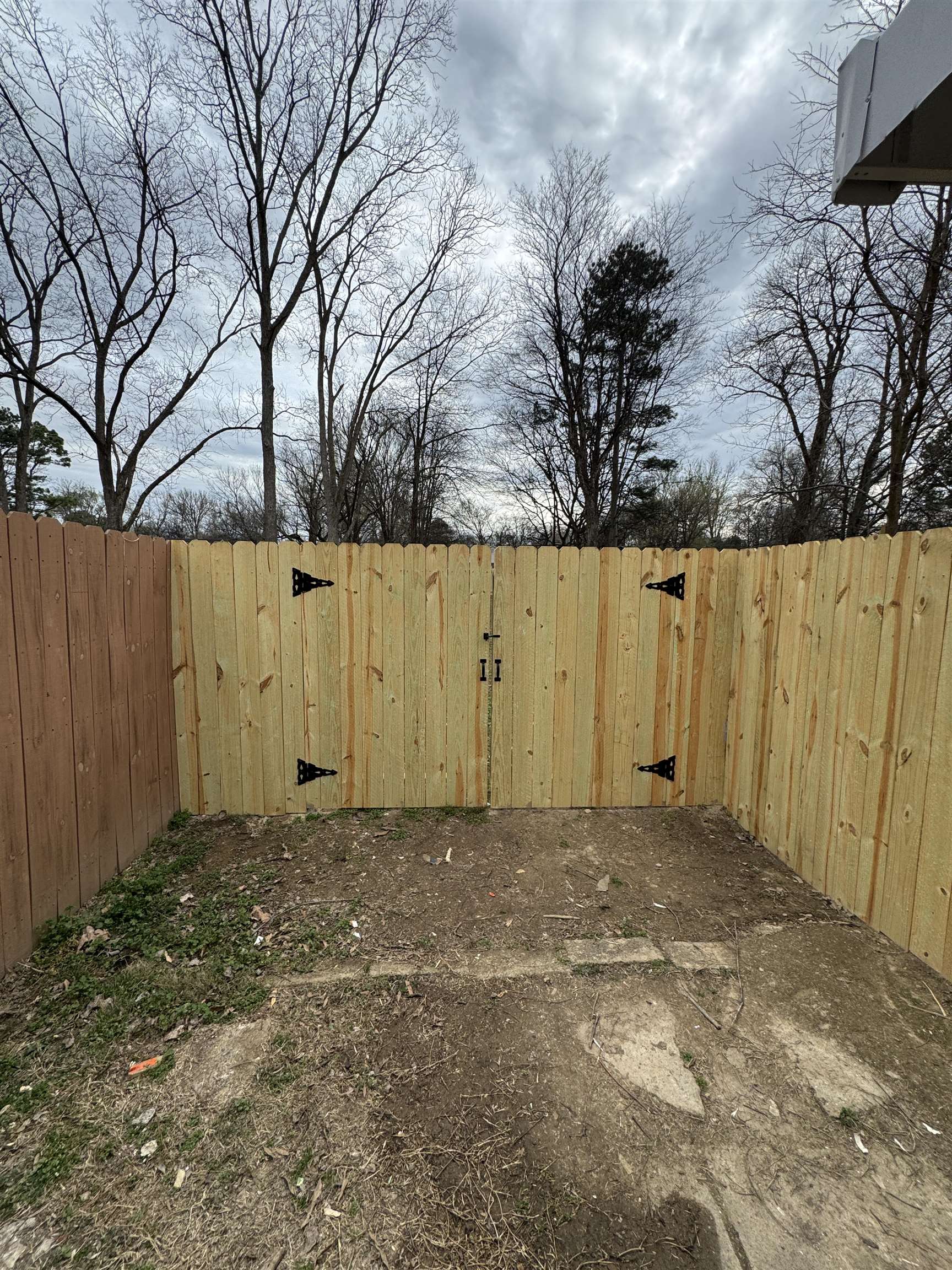 311 East Ripley Avenue Covington, TN 38019 - Photo 30 of 37 View of fence gate