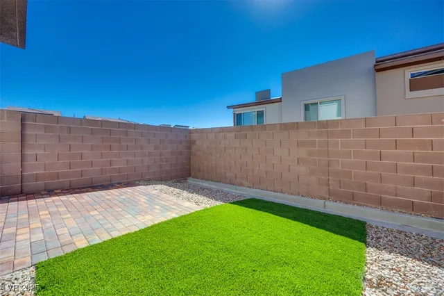 $540,787 | 11899 Angle Clf Avenue, Las Vegas, NV 89138